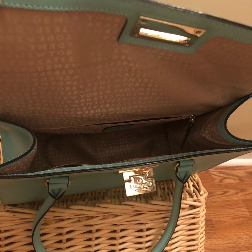 Kate Spade Purse - Picture 3 of 5